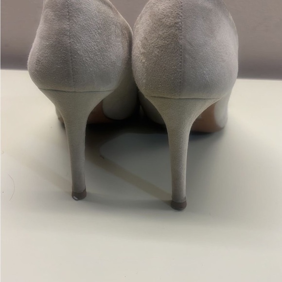 Hugo Boss MADE IN ITALY SUEDE LEATHER Elegant Gray Women's Heels - Picture 4 of 6